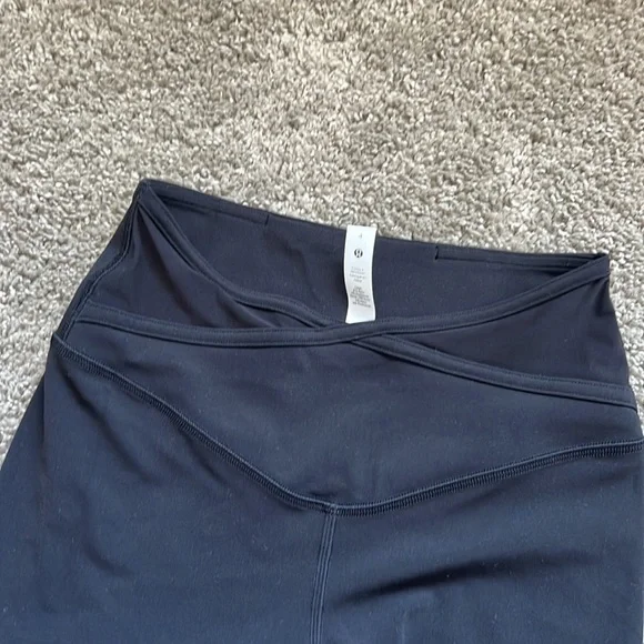 Lululemon Nulu and Crisscross Mesh Stirrup Tight leggings - Picture 4 of 7